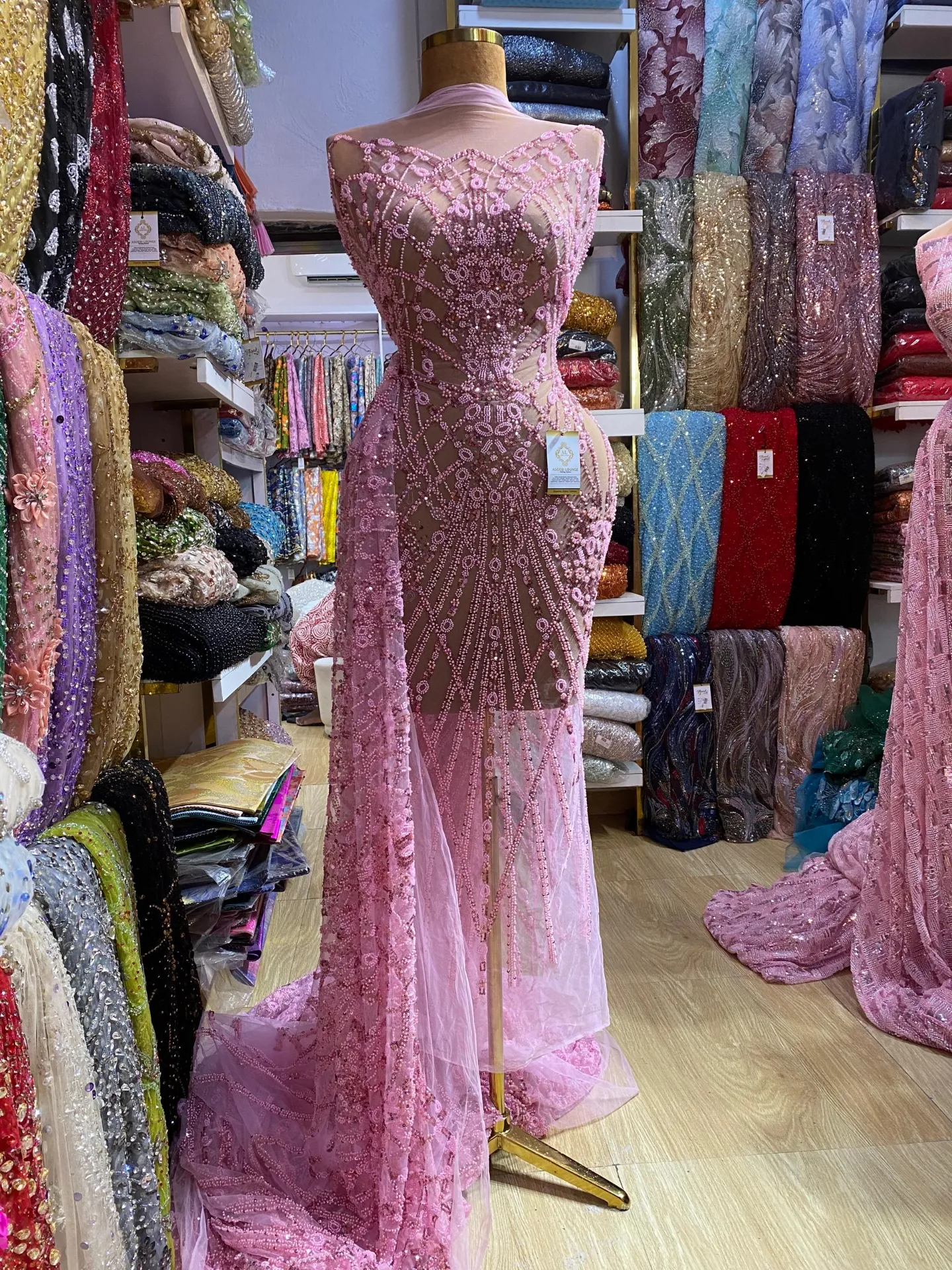 Bella Beaded Fabri thumbnail 2